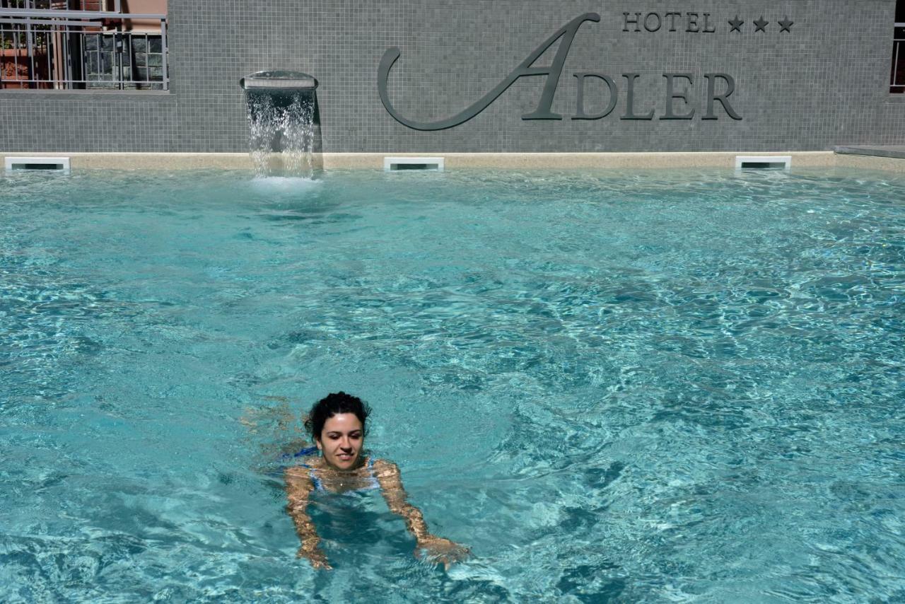 Hotel Adler Alassio Luaran gambar