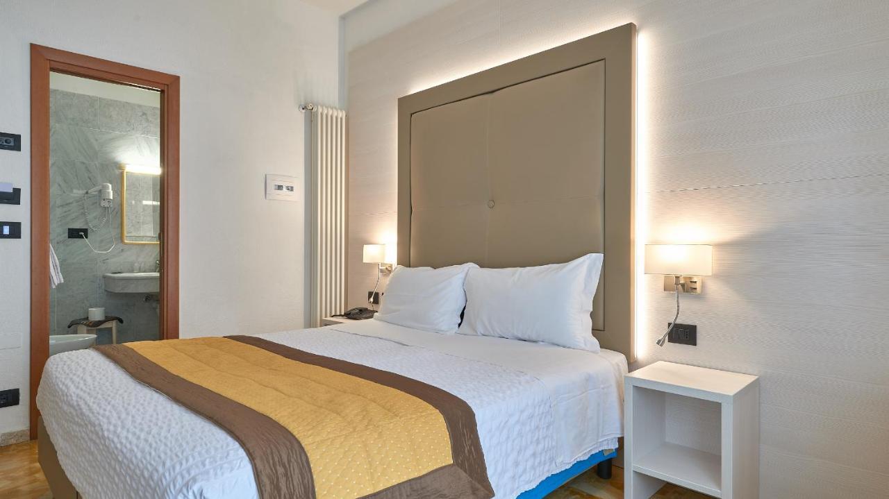 Hotel Adler Alassio Luaran gambar