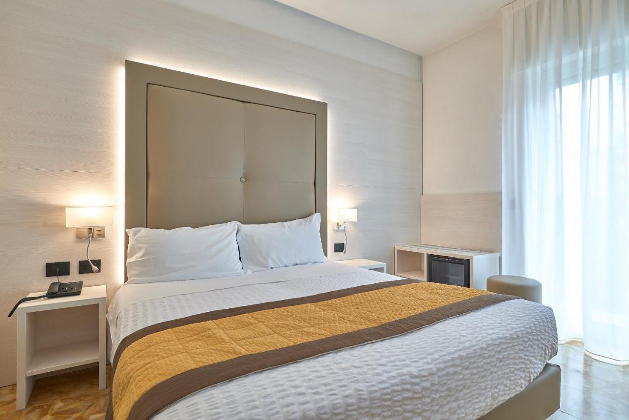 Hotel Adler Alassio Luaran gambar