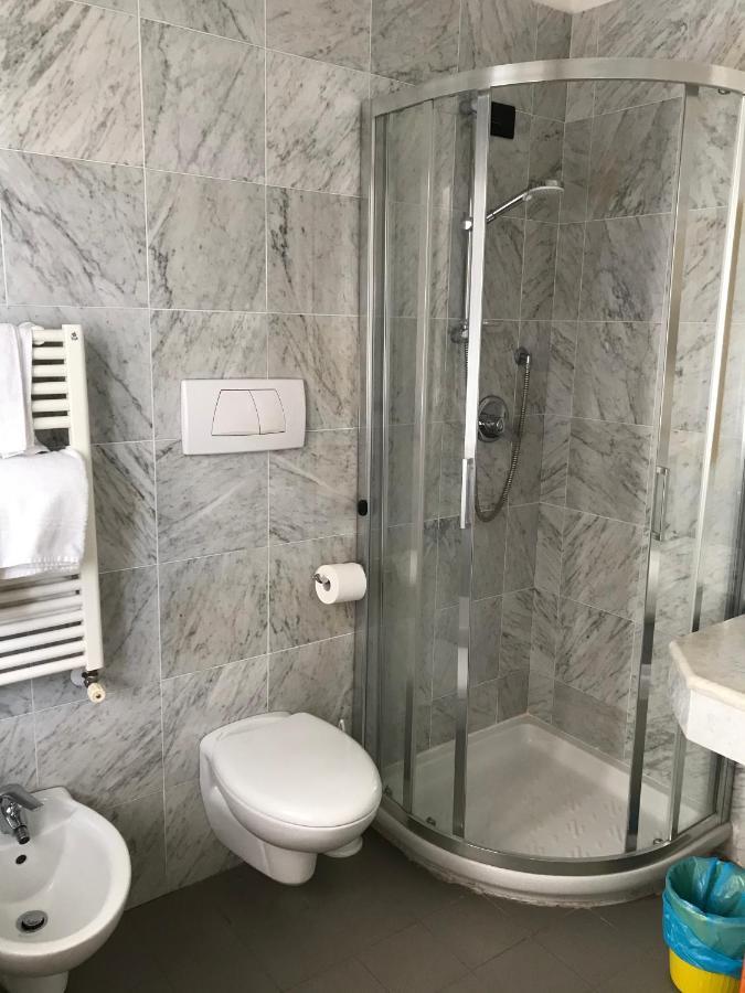Hotel Adler Alassio Luaran gambar